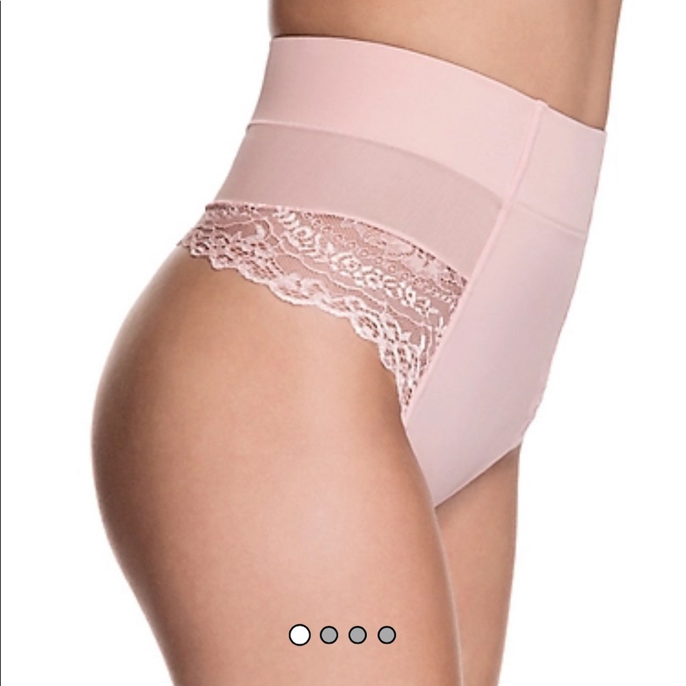 Squeem - NWOT XS Brazilian Flair Slimming Mid Waist Shapewear Lace Thong